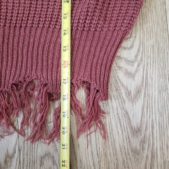 🚨Coco + Jaimeson Destructed Open Weave V-neck Cropped Sweater size Extra Large - Picture 2 of 8